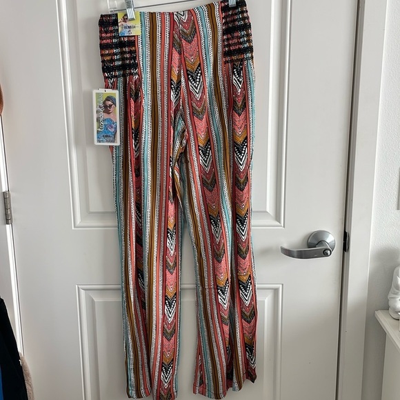NWT Rewash Women’s Boho Amber Geo Printed Smocked Waist Pants - Size Small - Picture 1 of 6